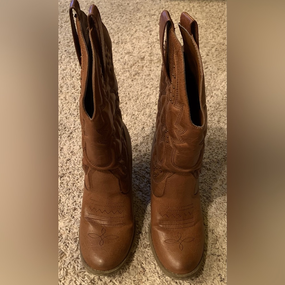 Mossimo fashion cowboy boot Women’s 7 1/2